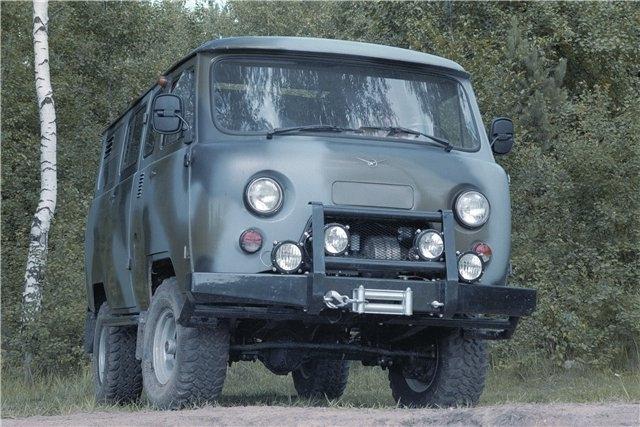 UAZ "Bukhanka": ajuste y finalización del automóvil todoterreno