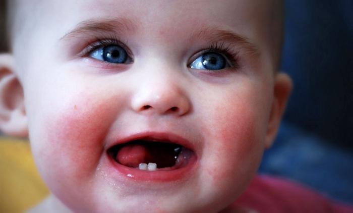 ¿Cómo ocurre la dentición en los bebés?