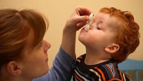 ¿Por qué hay fiebre sin síntomas en un niño?